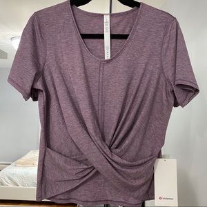 Lululemon top